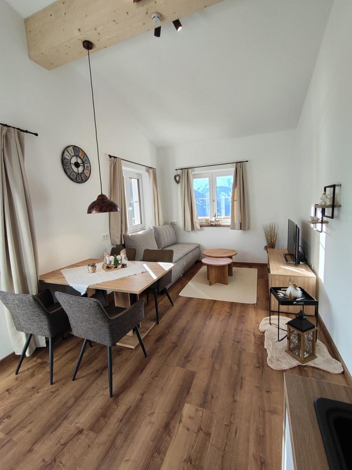 Anna & Anton Apartment Brandberg